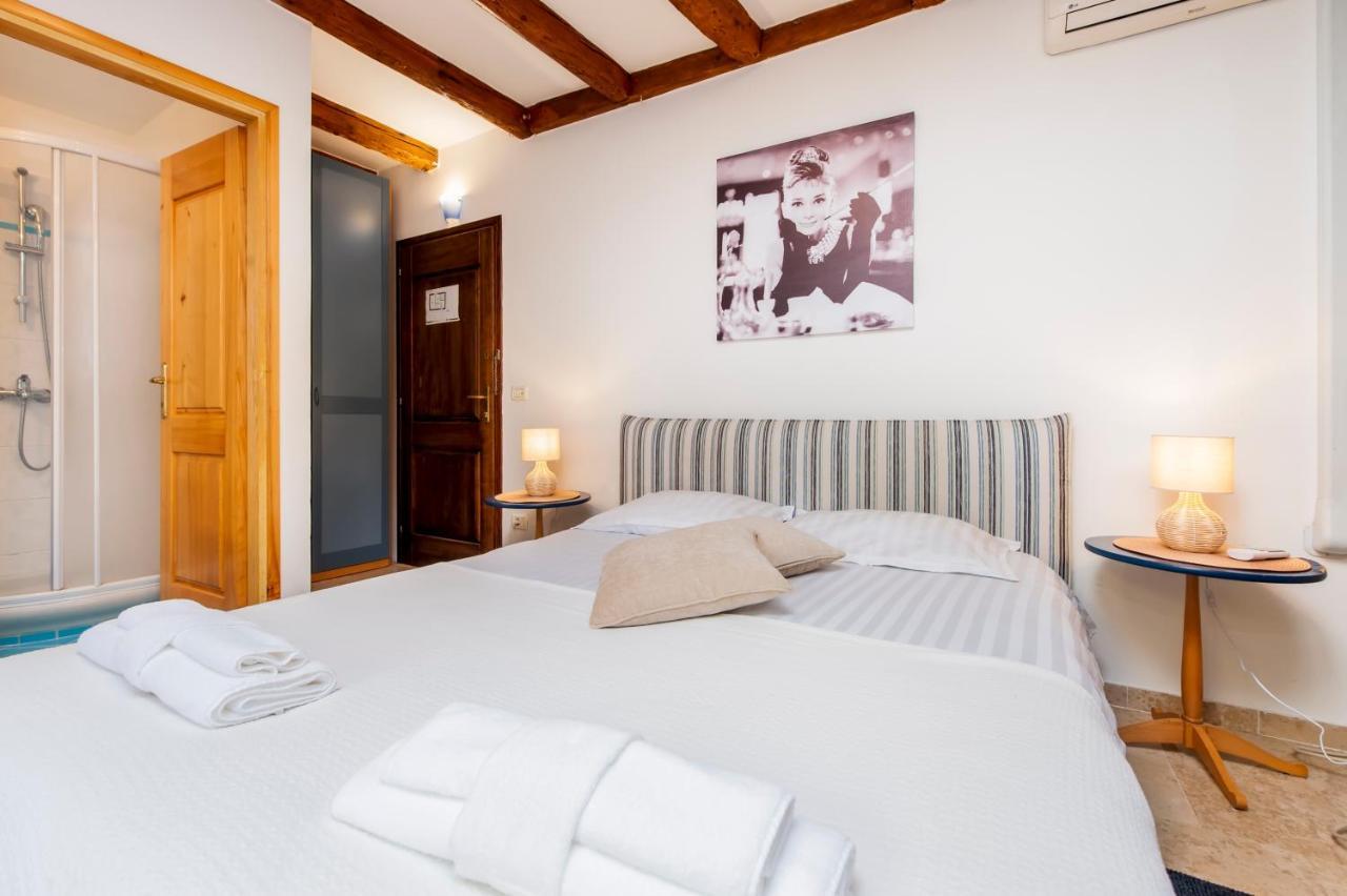 Revera Rooms Rovinj Exterior foto